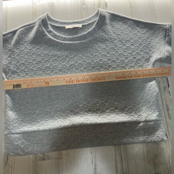 Loft gray box style short sleeve top size large - Picture 6 of 9